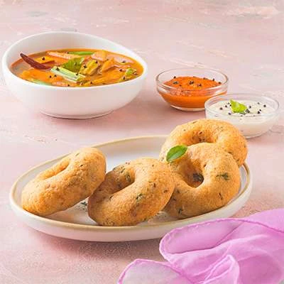 Vada Sambhar(4pcs)