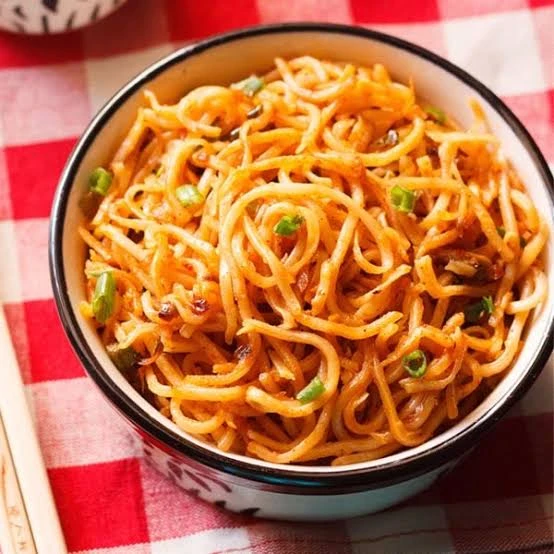 VEG. SCHEZWAN NOODLES