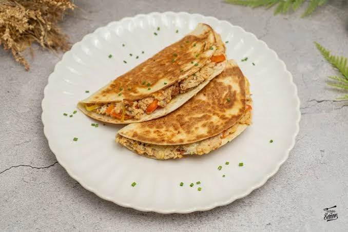QUESADILLA MEXICANA