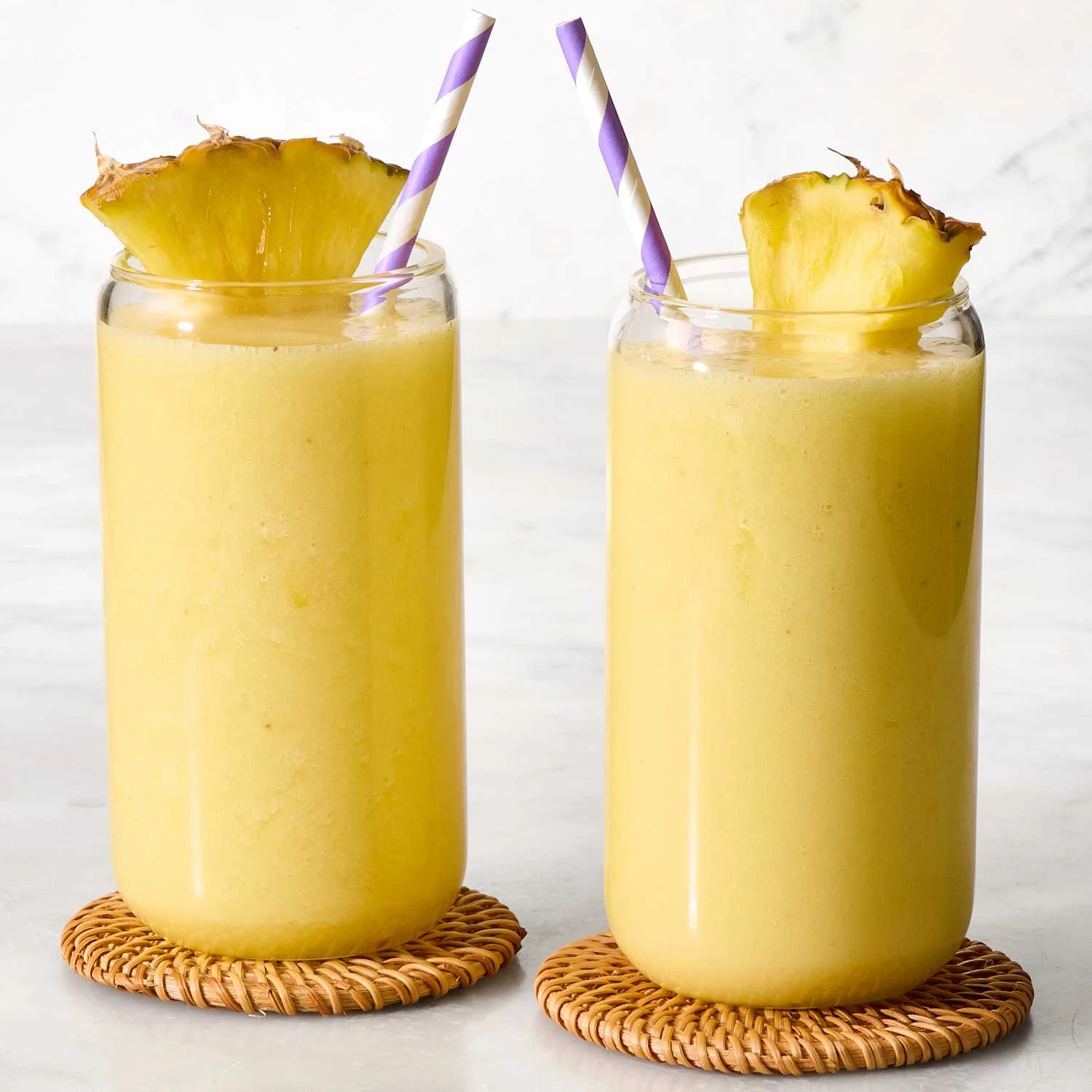 PINEAPPLE SHAKE