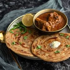 Lachha Parantha with Gravy
