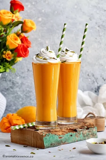 FRESH MANGO SHAKE