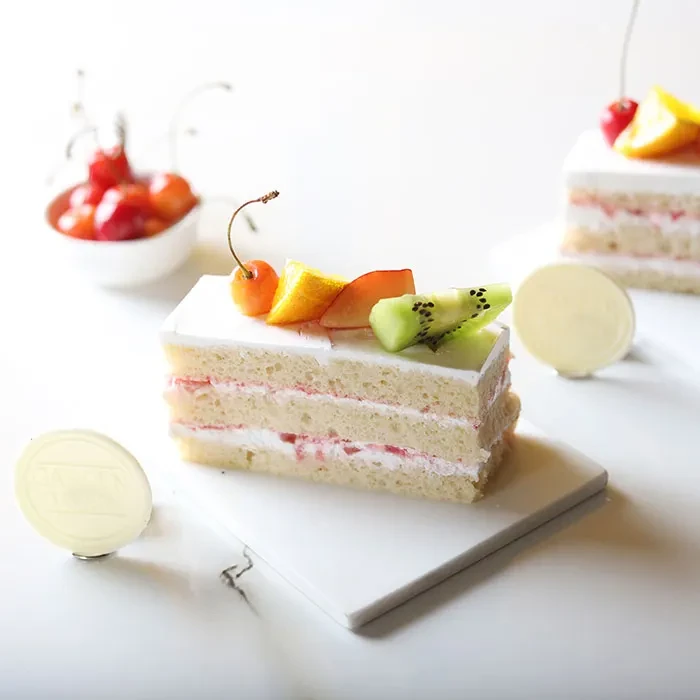 FRUIT PASTRY