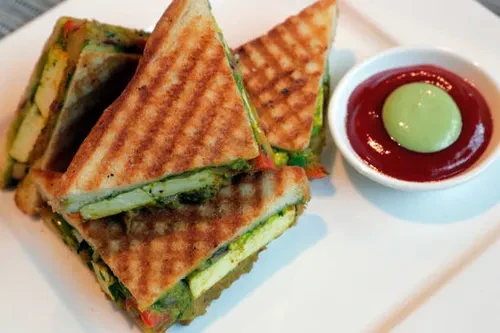 Paneer Taka Tak Sandwich