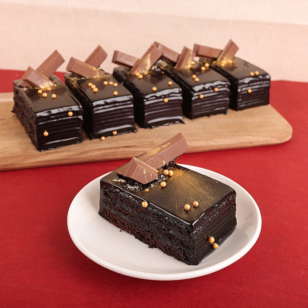 Kitkat Pastry