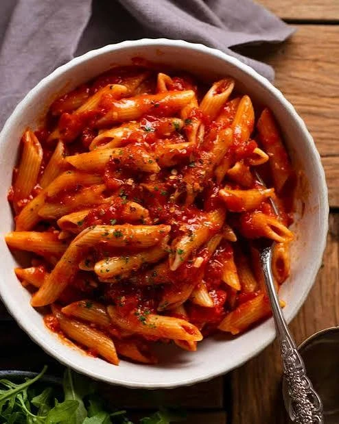 VEG. RED PASTA (ARRABIATTA)