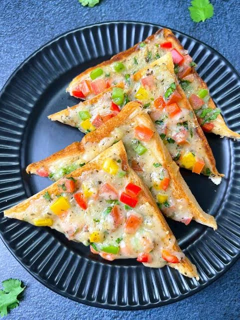 SWEET CORN & CHILLI TOAST