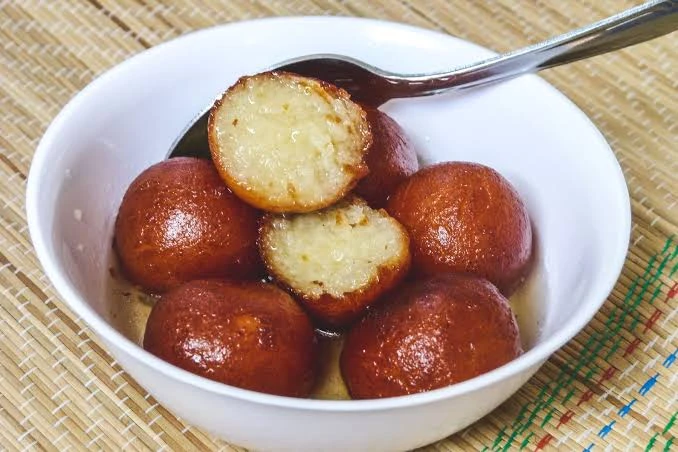 Gulab Jamun (250 Gram)