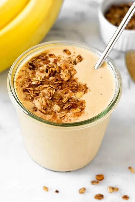 Engineer's Power Shake(oats ,Peanut butter,banna, dry fruits)