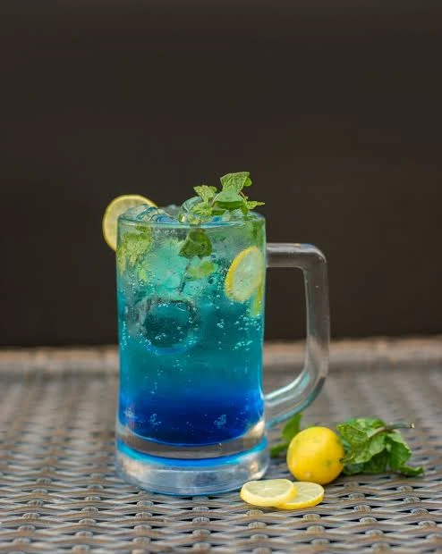 Blue Curacao Mojito