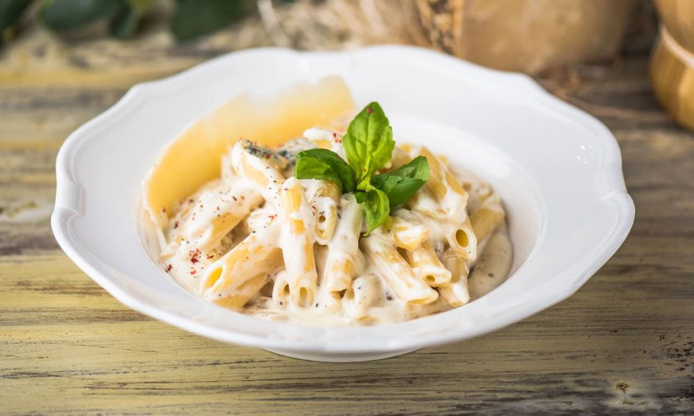 White Sauce Pasta
